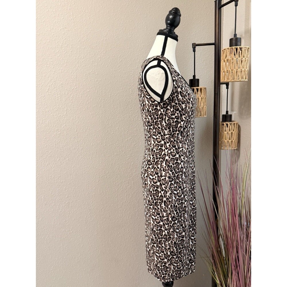 White House Black Market WHBM Dress XS Reversible Leopard Print Maroon EUC - Picture 3 of 7